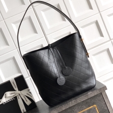 Chanel Hobo Bags
